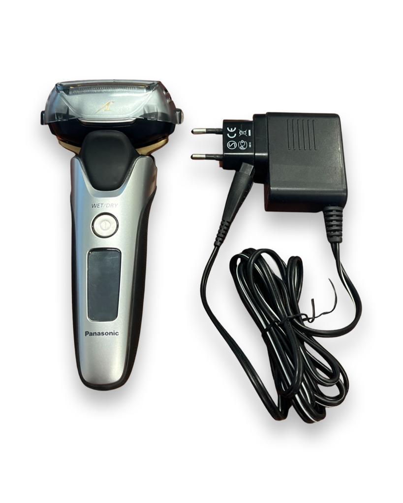 20230613054211.jpg Panasonic Rasoio 5 lame ESLV6N USATO - immagine 1