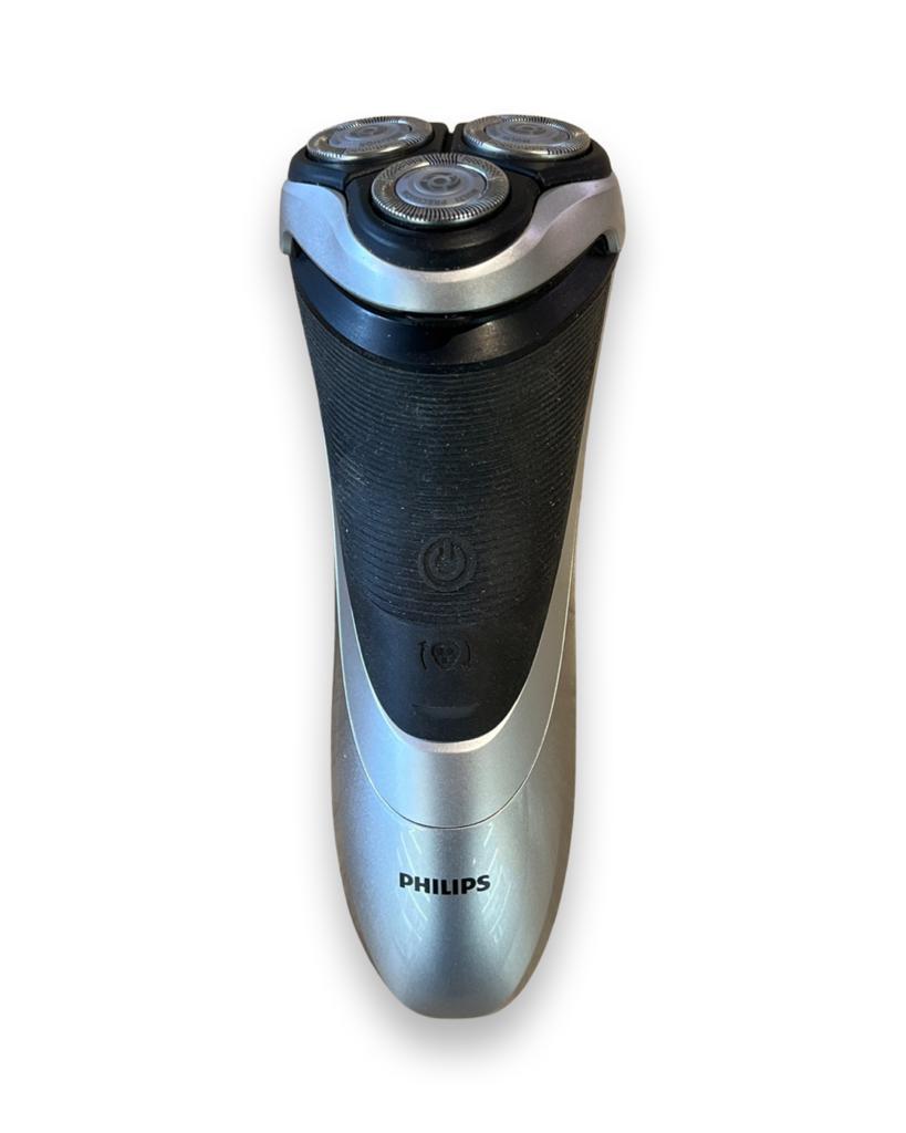 20230614105950.jpg Philips shaver 5000 PT860 USATO - immagine 1